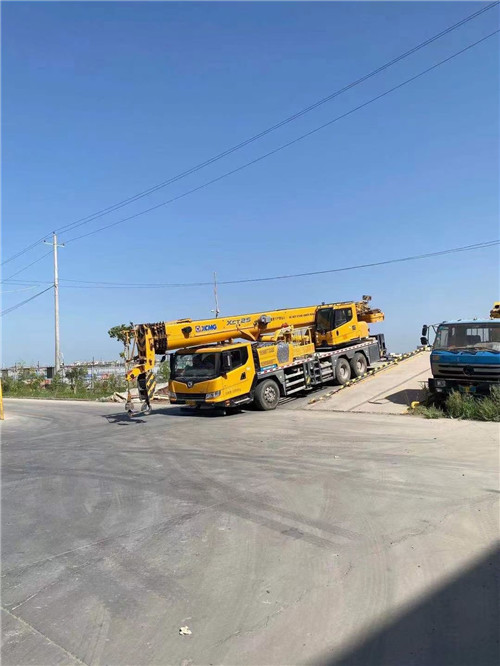 新平吊车作业时，可能会产生哪些额外收费项目？