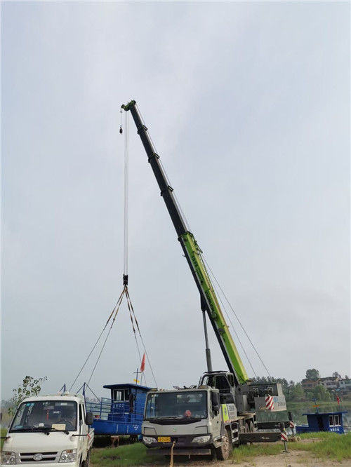 新平桥梁建设吊装案例